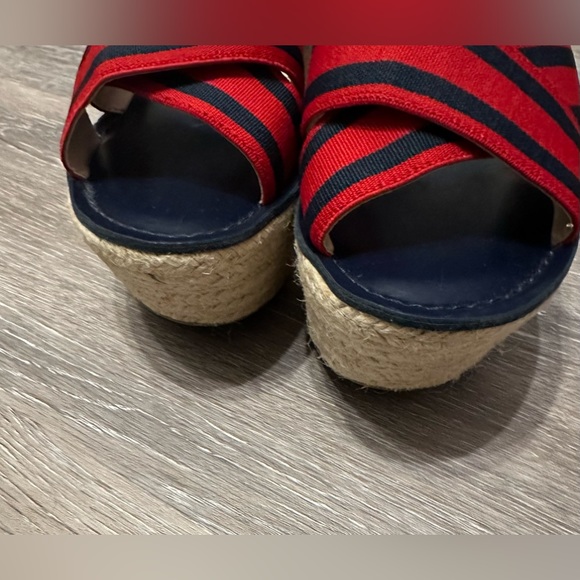 Tommy Hilfiger Theia Espadrille Wedge Sandals are a size 6 1/2. - Picture 5 of 7